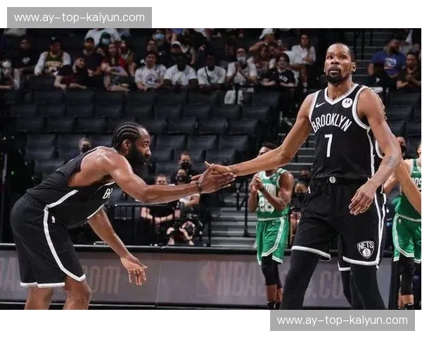 篮网与热火：宿敌恩怨再续，巅峰对决谁主沉浮？